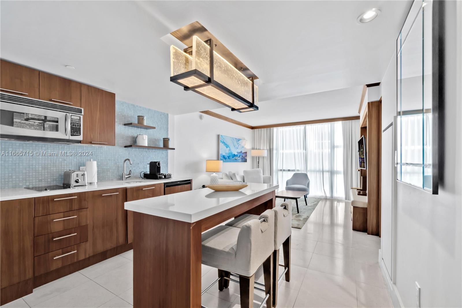 6801 Collins Ave #1002 (Door #1011), Miami Beach FL 33141