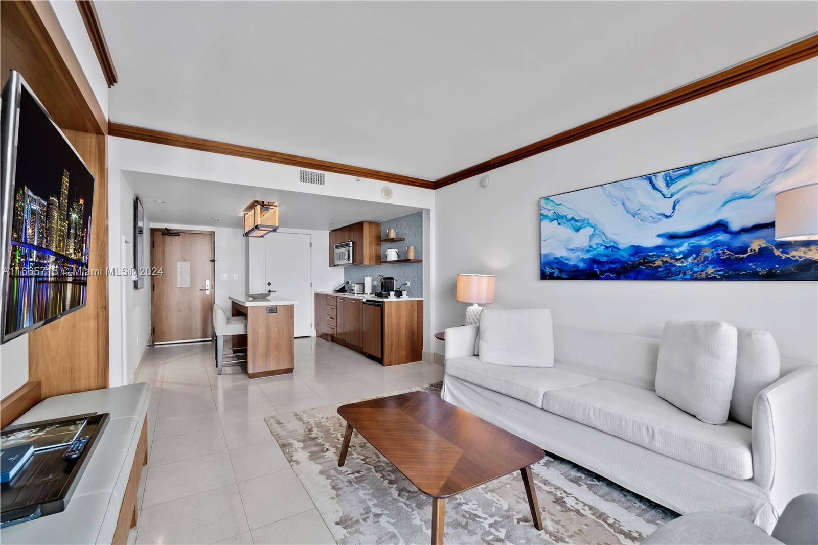 6801 Collins Ave #1002 (Door #1011), Miami Beach FL 33141