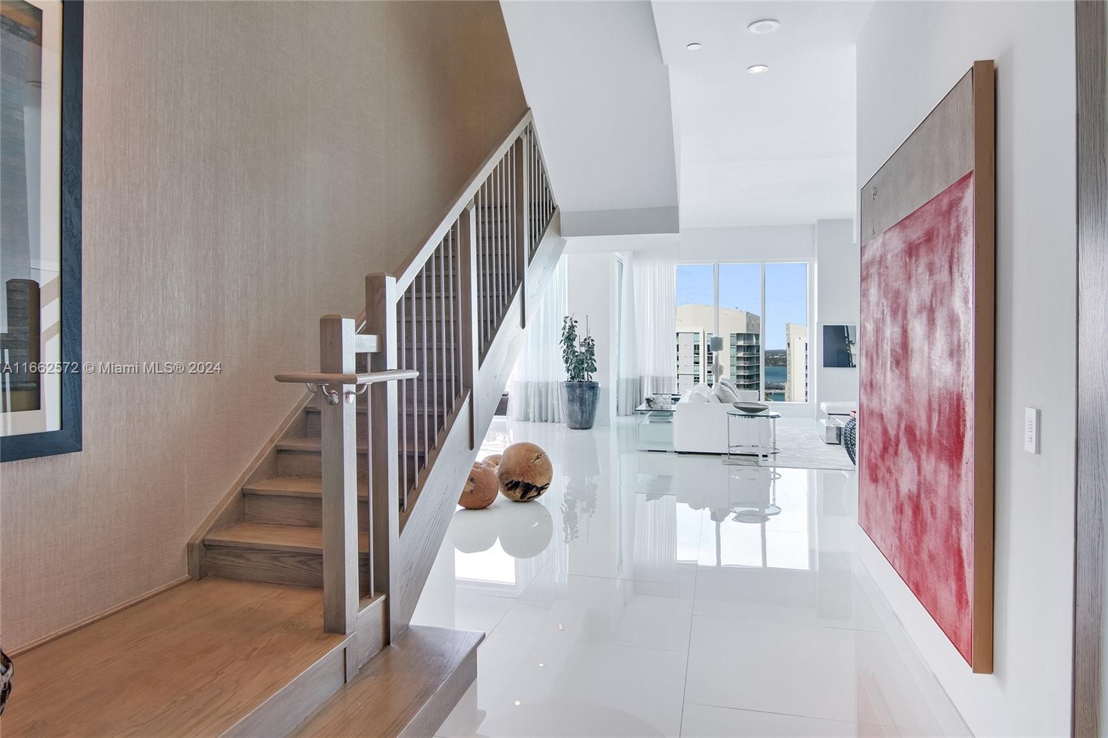 900 Brickell Key Blvd #PH3401, Miami FL 33131