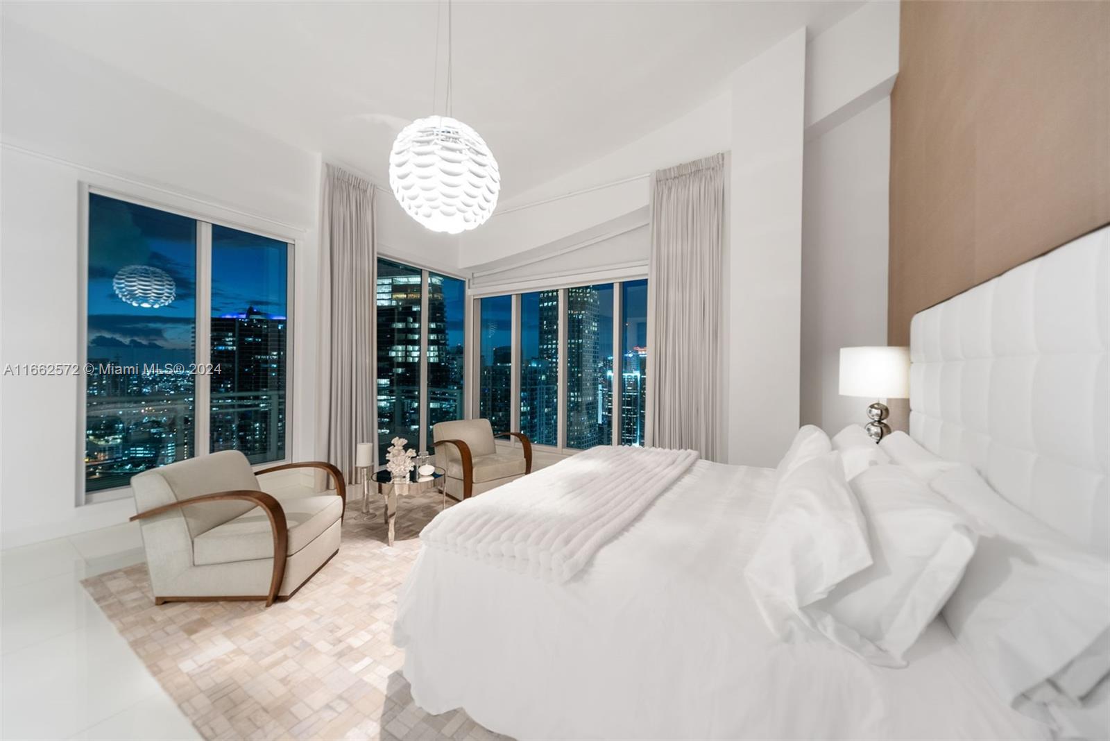 900 Brickell Key Blvd #PH3401, Miami FL 33131