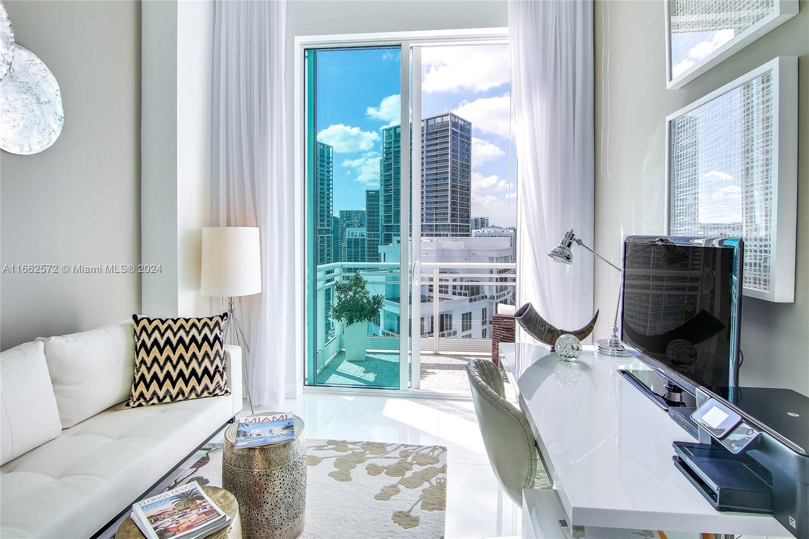 900 Brickell Key Blvd #PH3401, Miami FL 33131