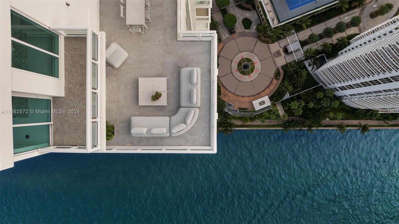 900 Brickell Key Blvd #PH3401, Miami FL 33131