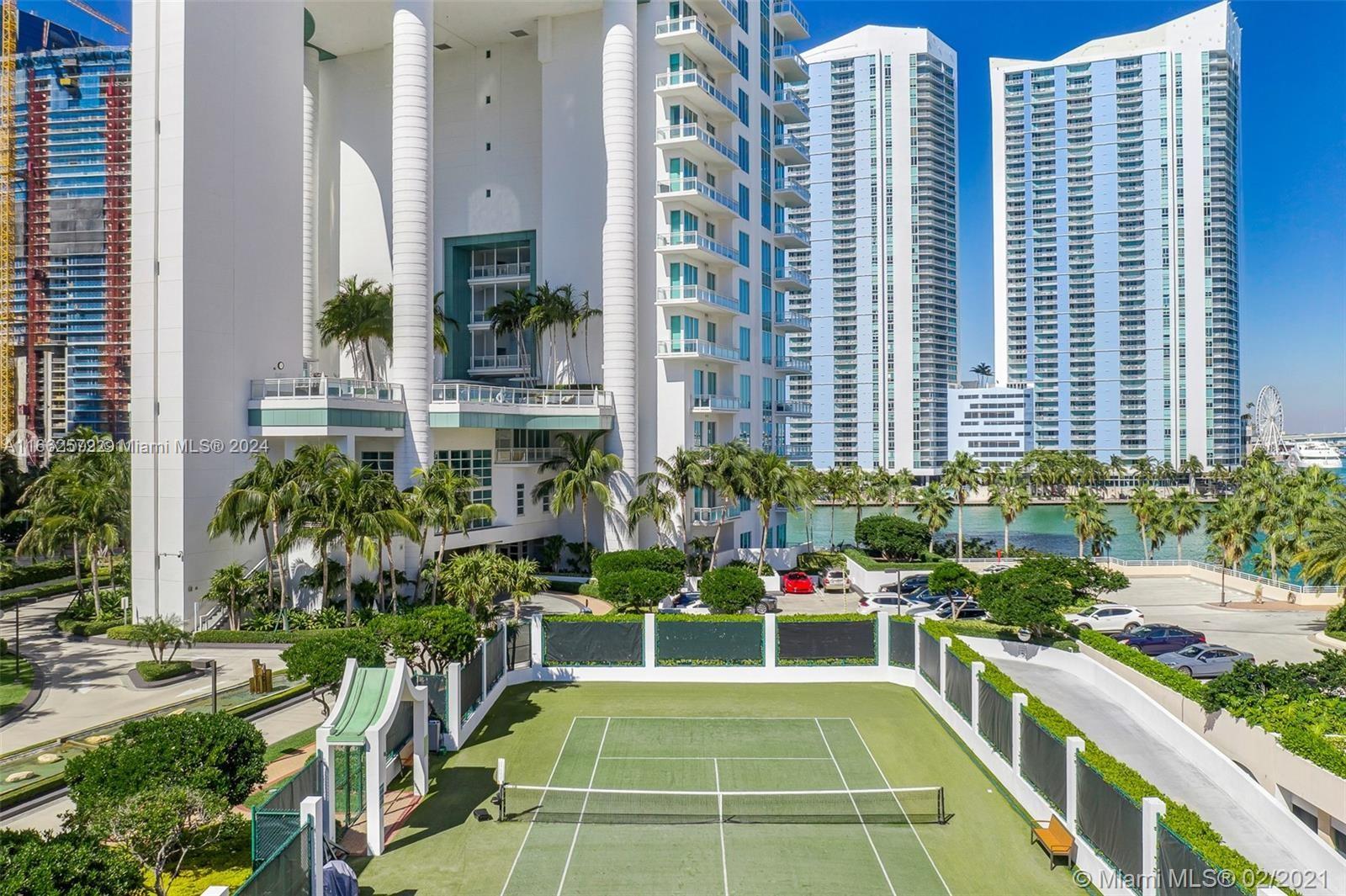 900 Brickell Key Blvd #PH3401, Miami FL 33131