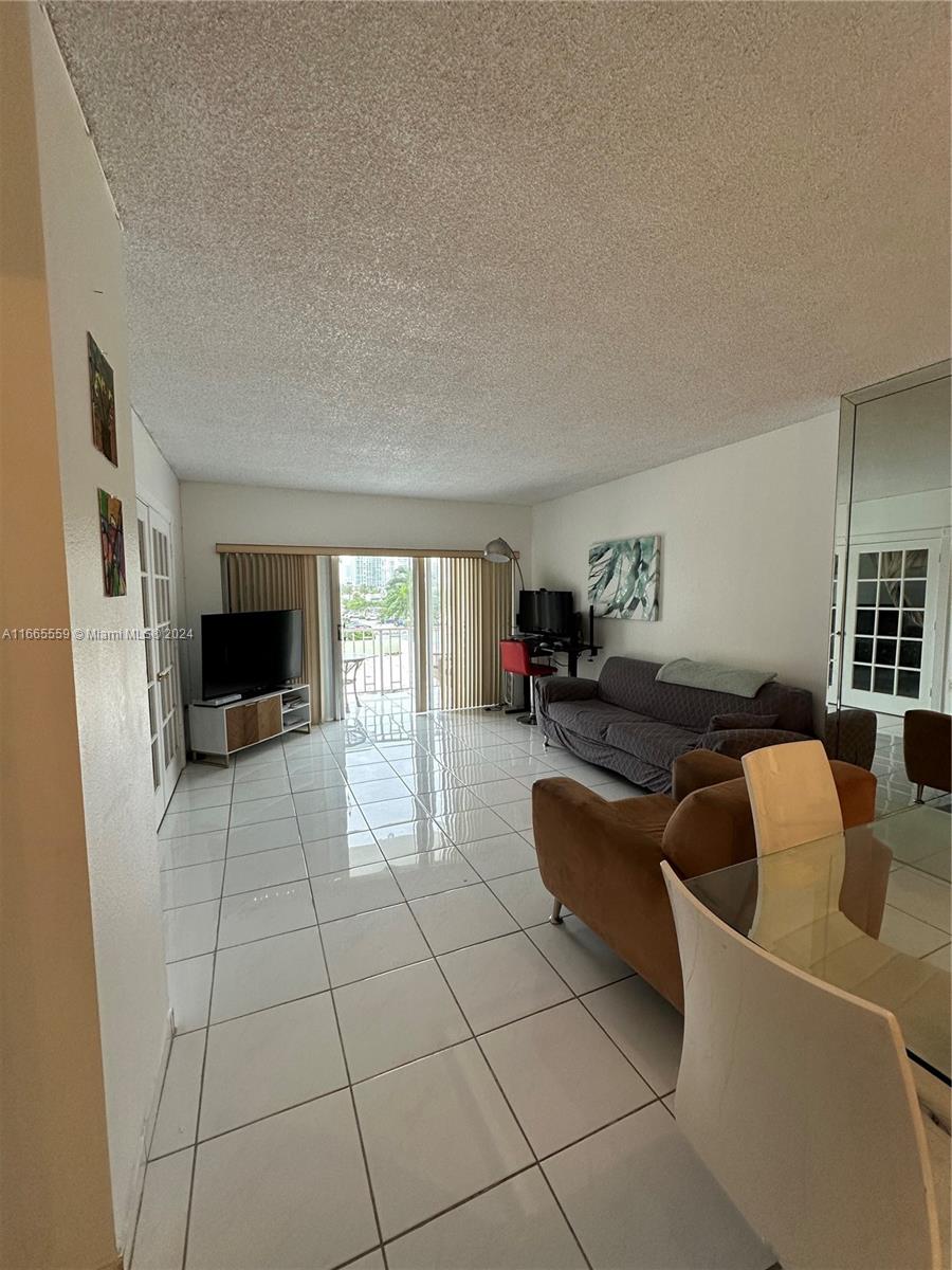 500 Bayview Dr #217, Sunny Isles Beach, Florida image 21