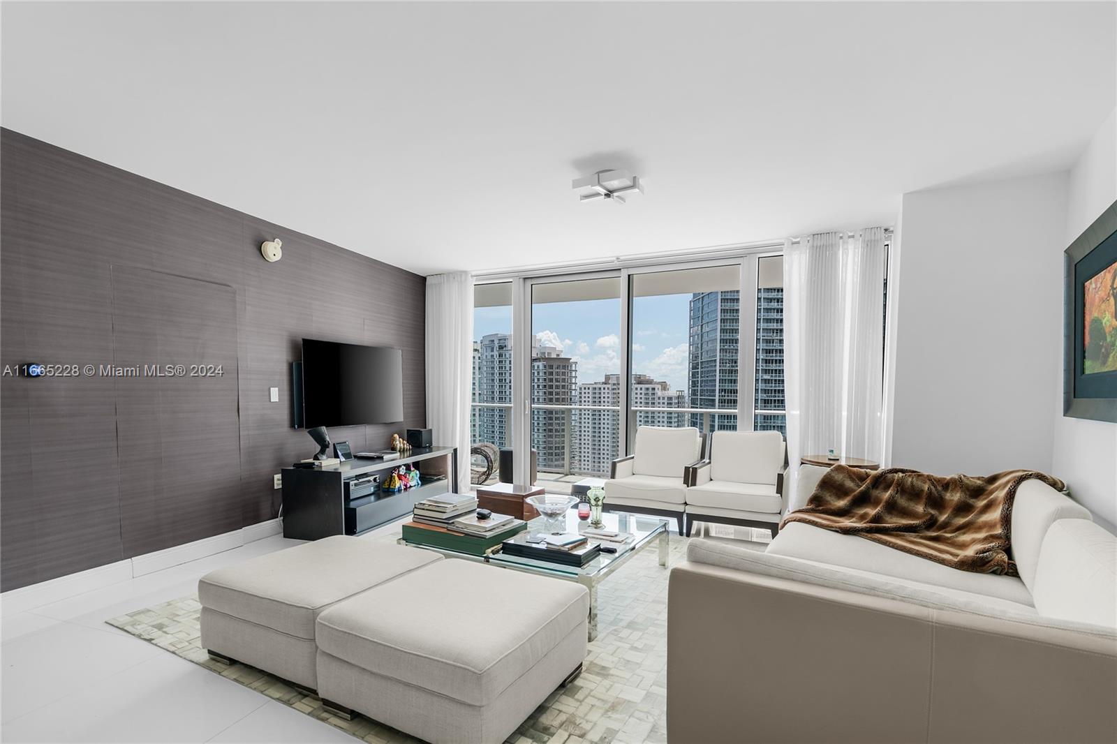 200 Biscayne Boulevard Way #3208, Miami, Florida image 3