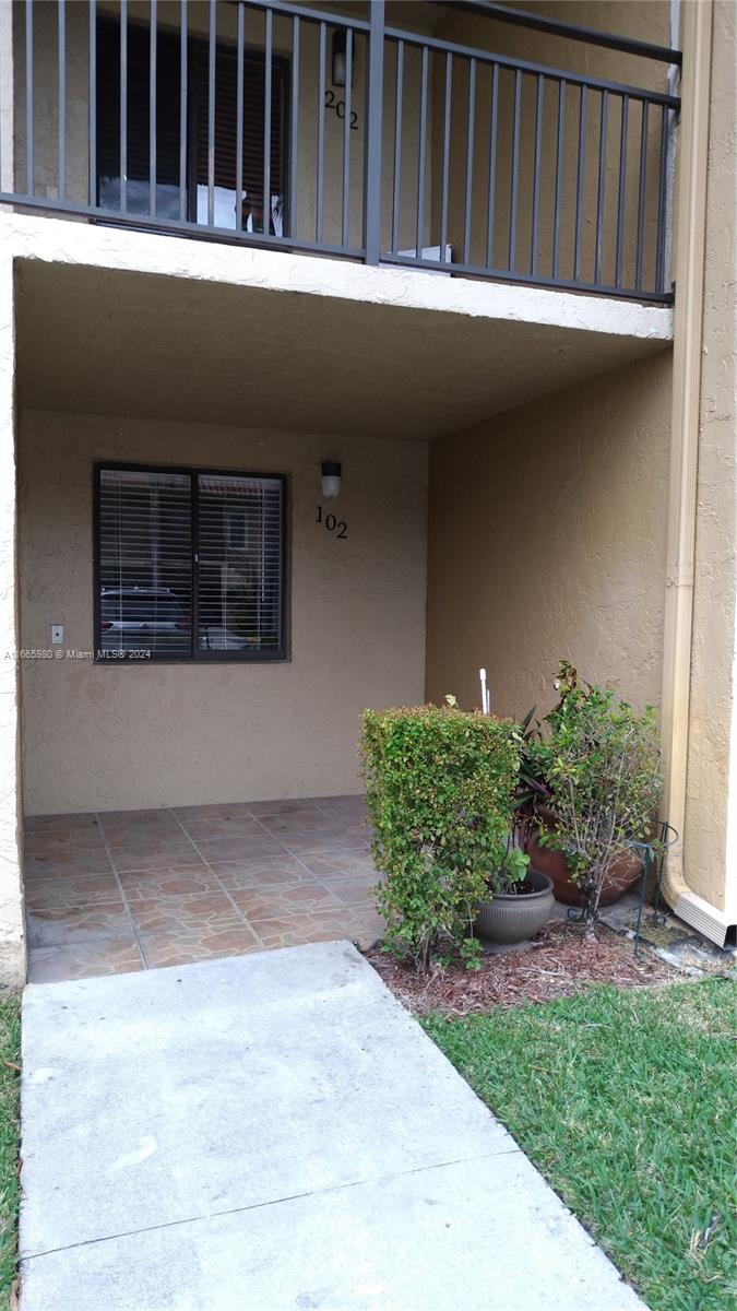 16581 Blatt Blvd #102, Weston, Florida image 1