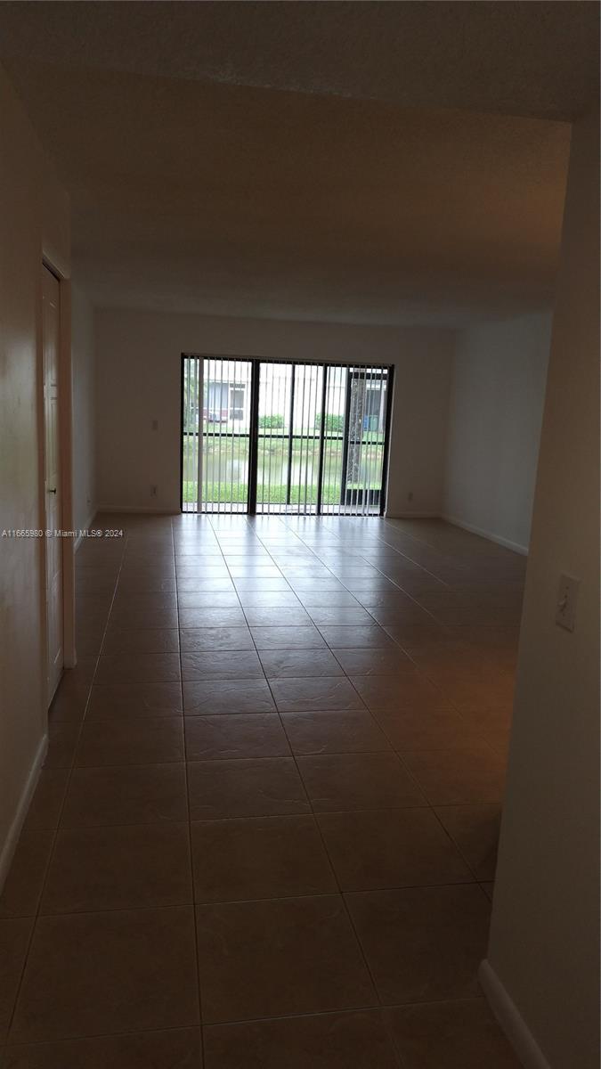 16581 Blatt Blvd #102, Weston, Florida image 8