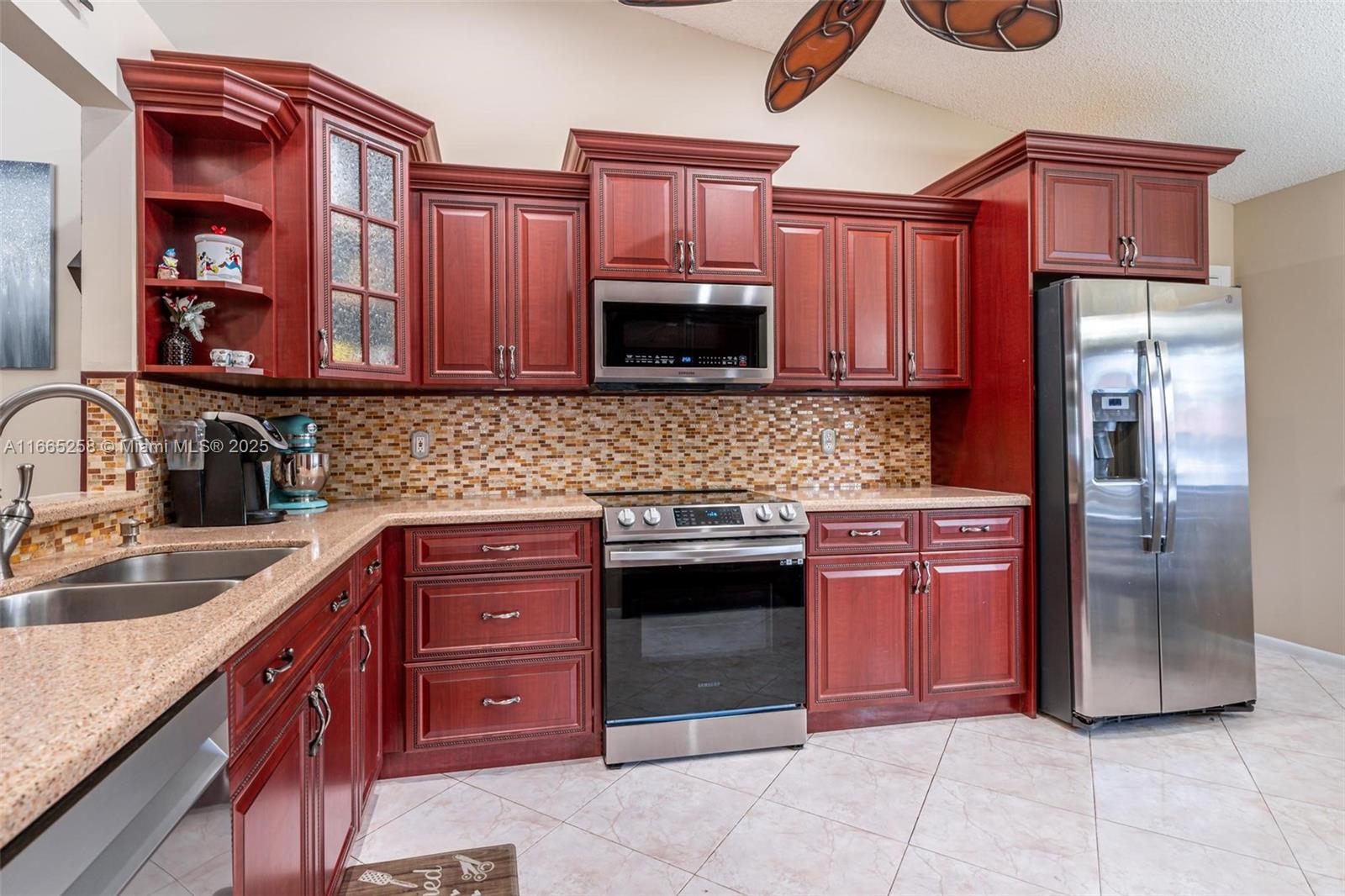 7037 Marlberry Ln, Tamarac, Florida image 19
