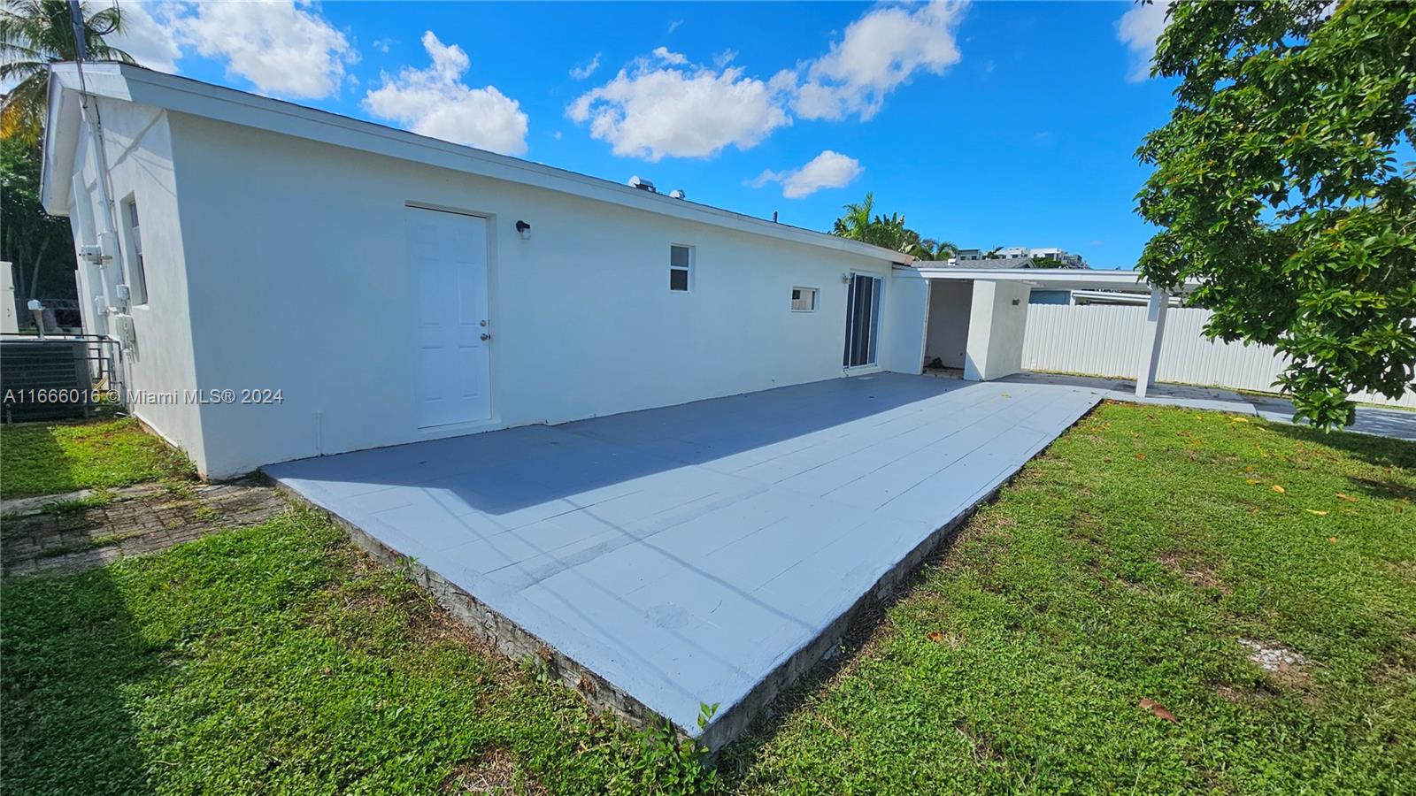 4926 SW 44th Ter, Dania Beach, Florida image 3