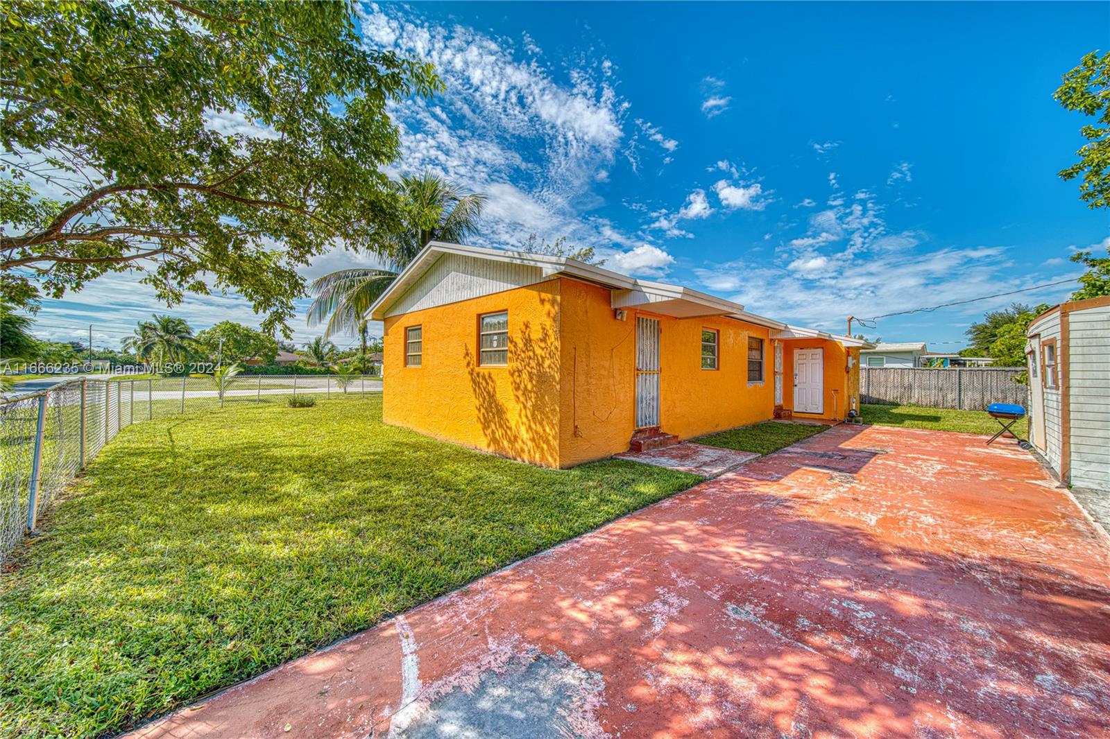 3401 NW 213th St, Miami Gardens, Florida image 24