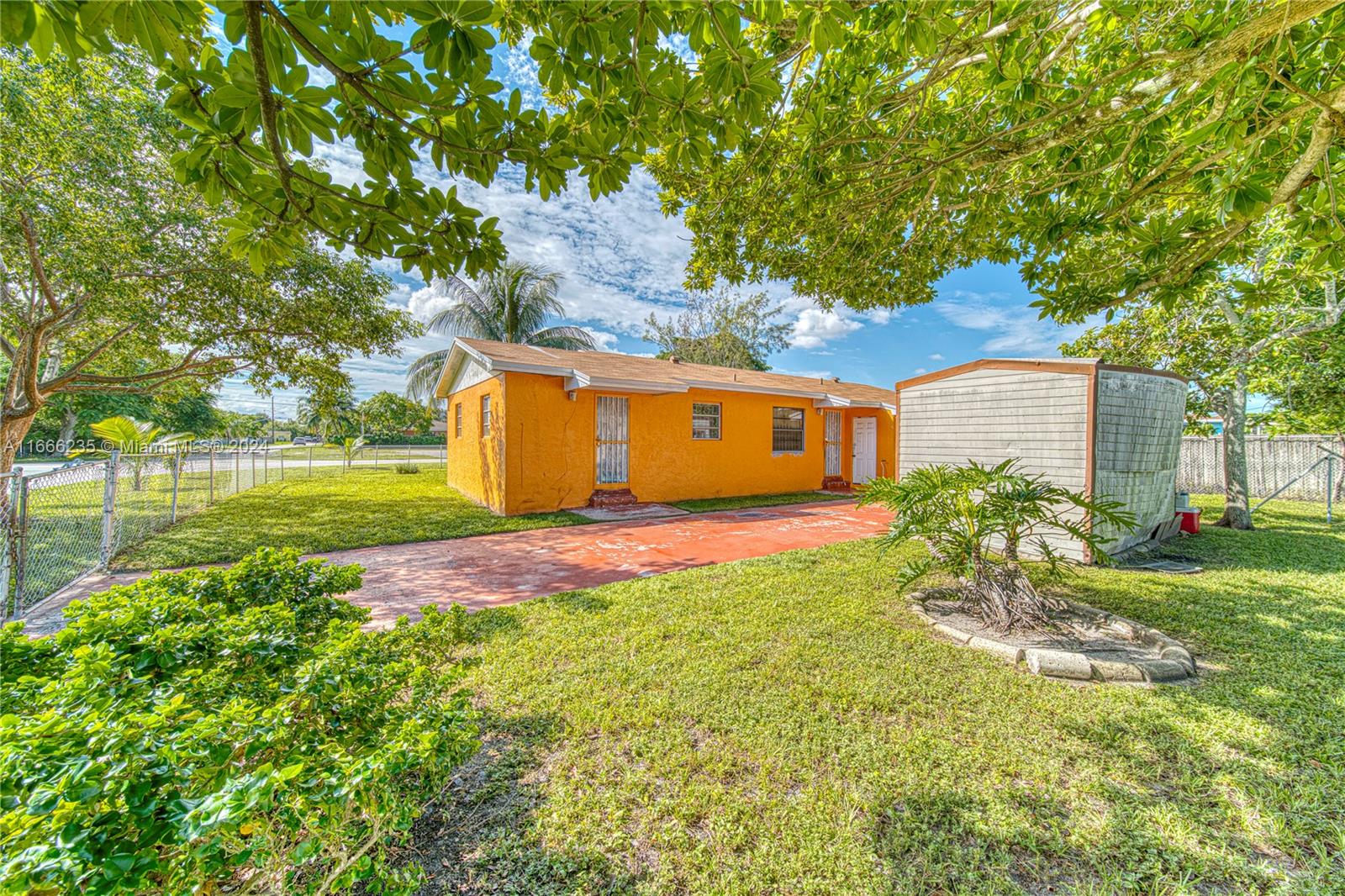 3401 NW 213th St, Miami Gardens, Florida image 25