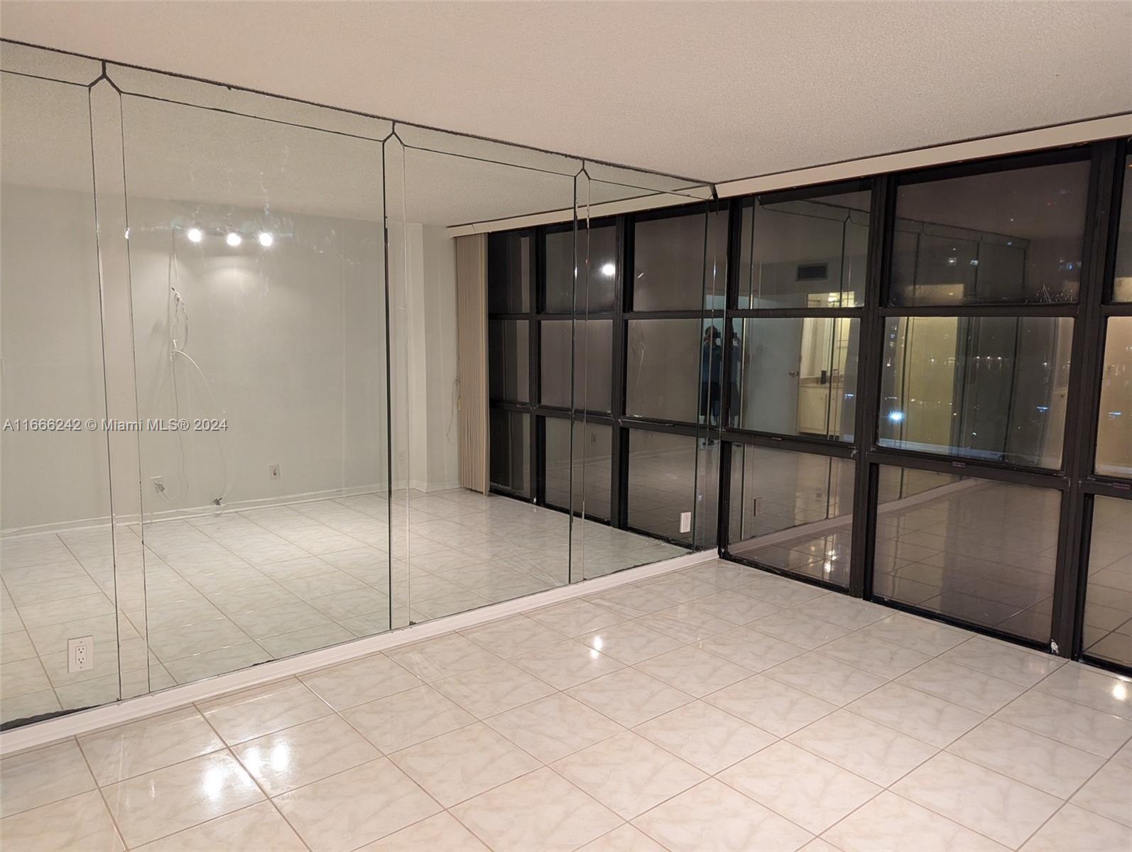 17011 N Bay Rd #1018, Sunny Isles Beach, Florida image 24