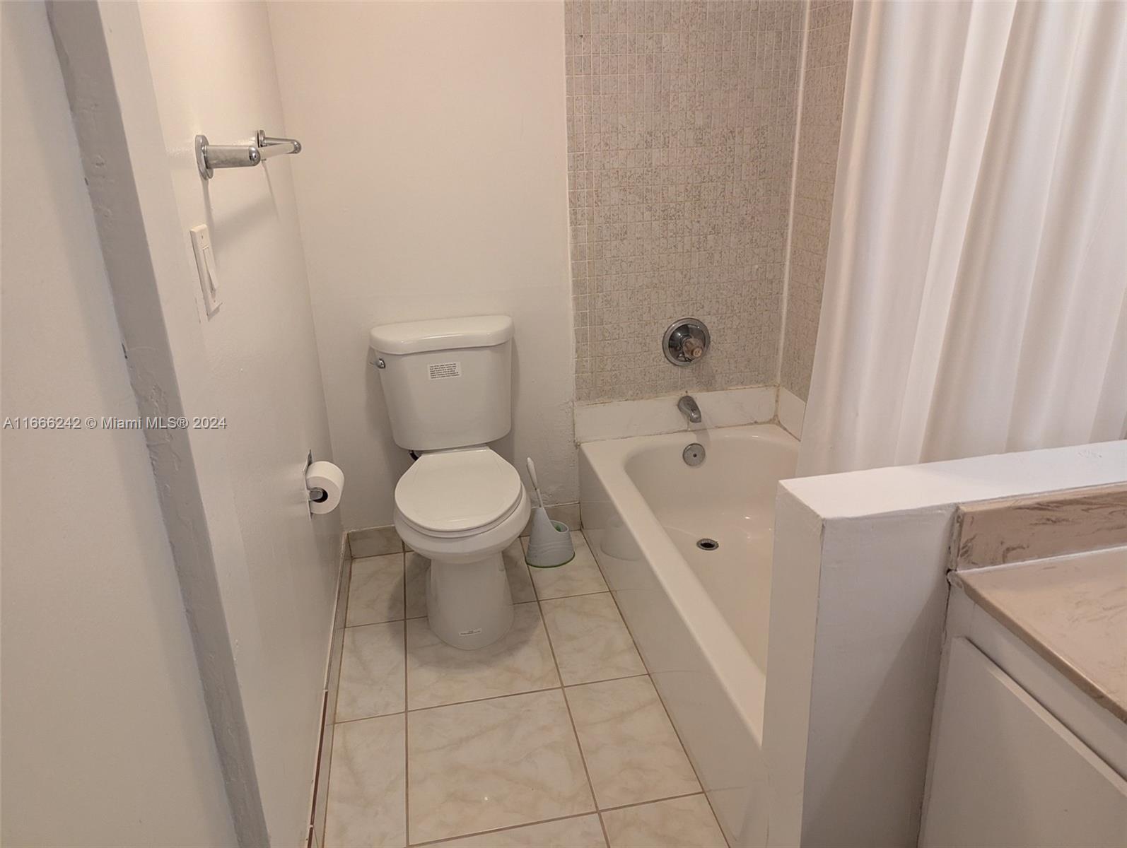 17011 N Bay Rd #1018, Sunny Isles Beach, Florida image 31