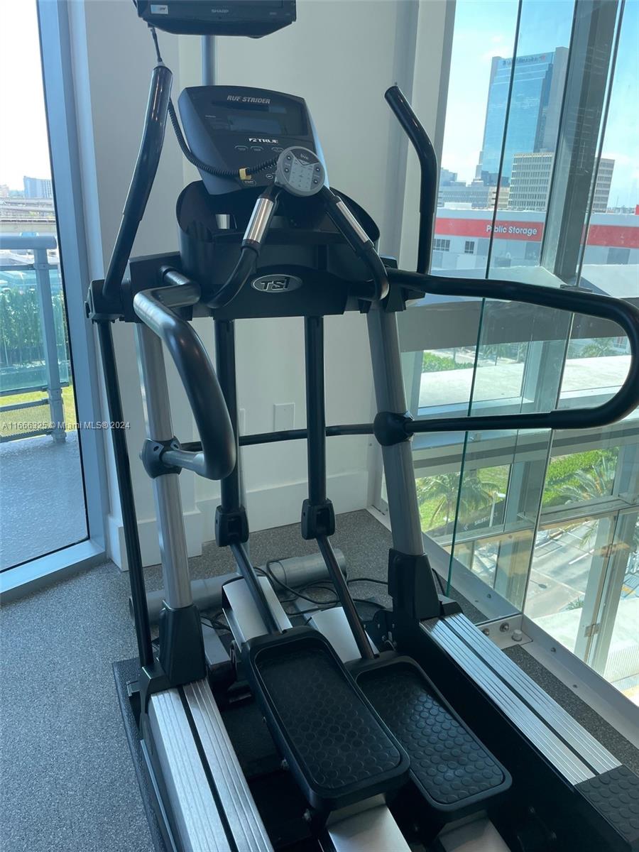 350 S Miami Ave #3108, Miami FL 33130