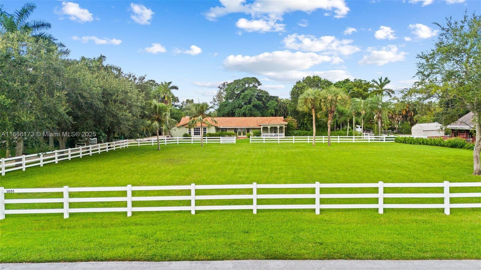 1051 NW 116th Ave, Plantation, Florida image 8