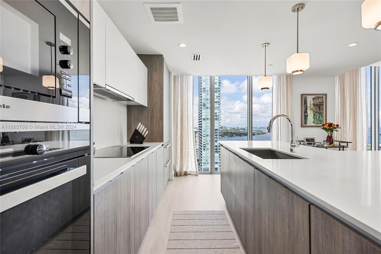 2900 NE 7th Ave #2402, Miami FL 33137