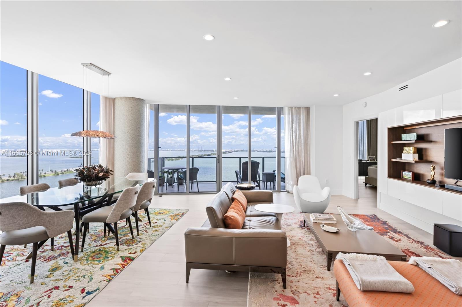 2900 NE 7th Ave #2402, Miami FL 33137