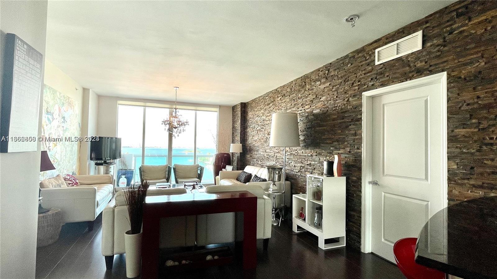 7900 Harbor Island Dr #1014, North Bay Village FL 33141