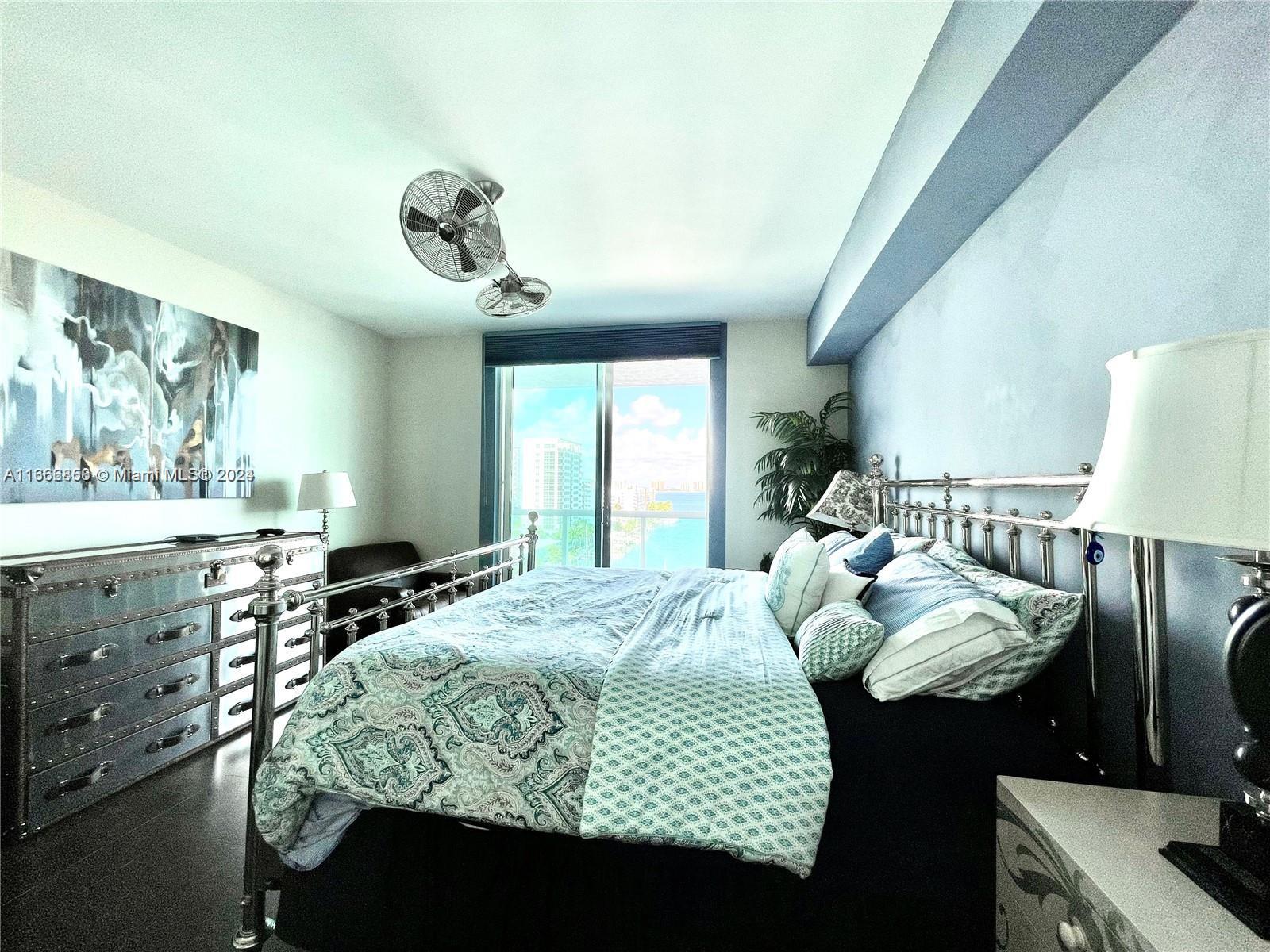 7900 Harbor Island Dr #1014, North Bay Village FL 33141