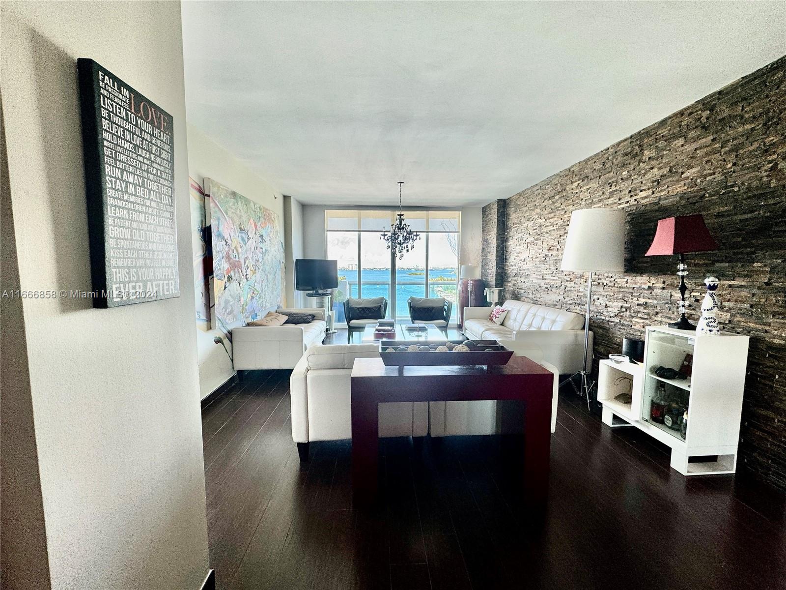 7900 Harbor Island Dr #1014, North Bay Village FL 33141
