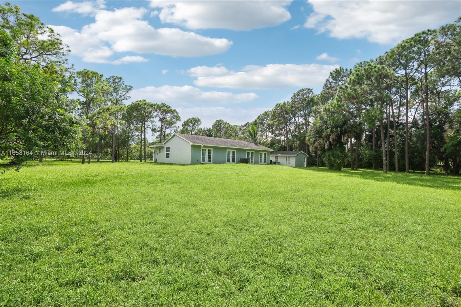 16663 N 92nd Ln N, Loxahatchee, Florida image 24