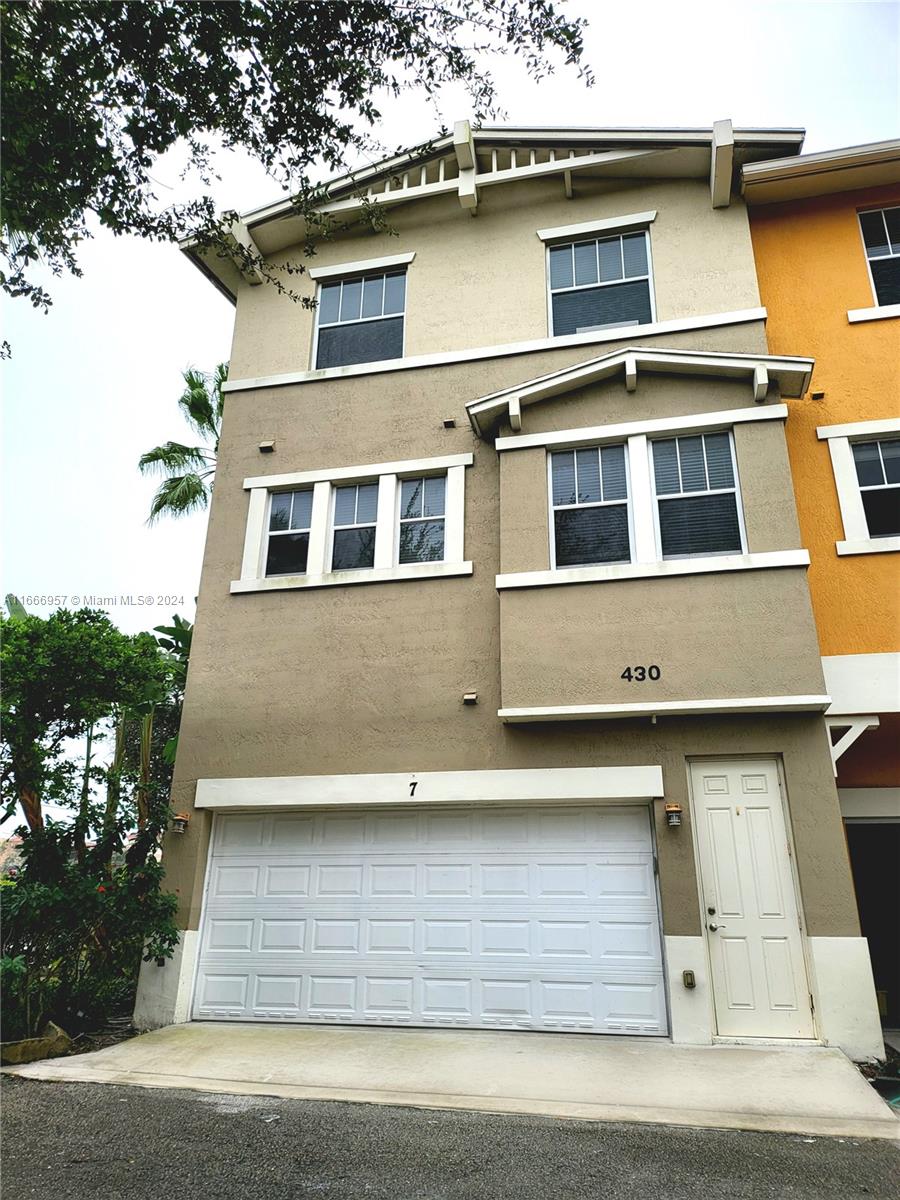 430 Amador Ln #7, West Palm Beach, Florida image 3