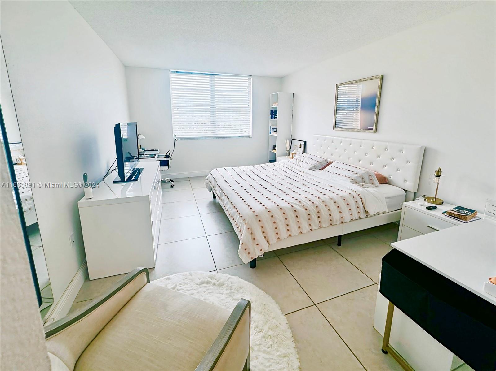 500 Bayview Dr #325, Sunny Isles Beach, Florida image 23