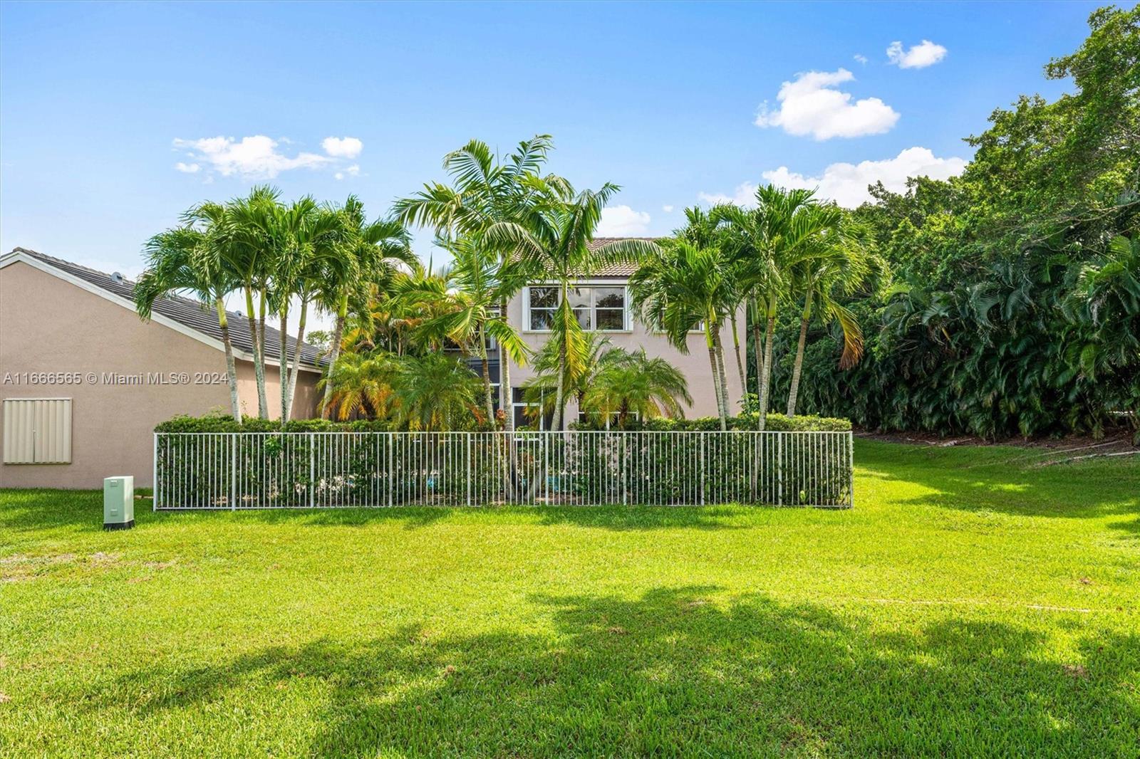 240 E Bayridge Dr, Weston, Florida image 30