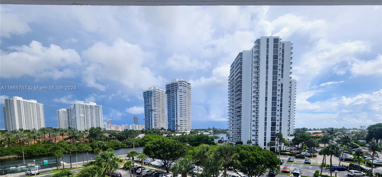 3731 N Country Club Dr #521, Aventura, Florida image 10