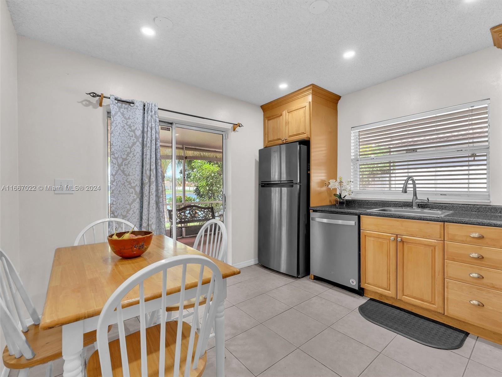 1249 NW 126th Ter, Sunrise, Florida image 12