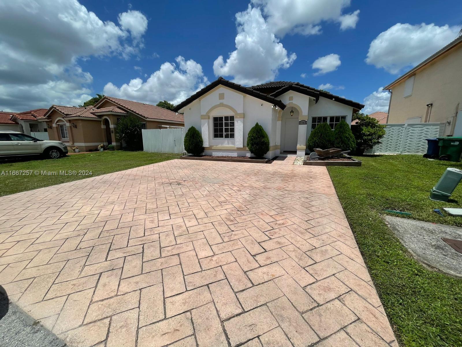 7745 NW 194th St, Hialeah, Florida image 1