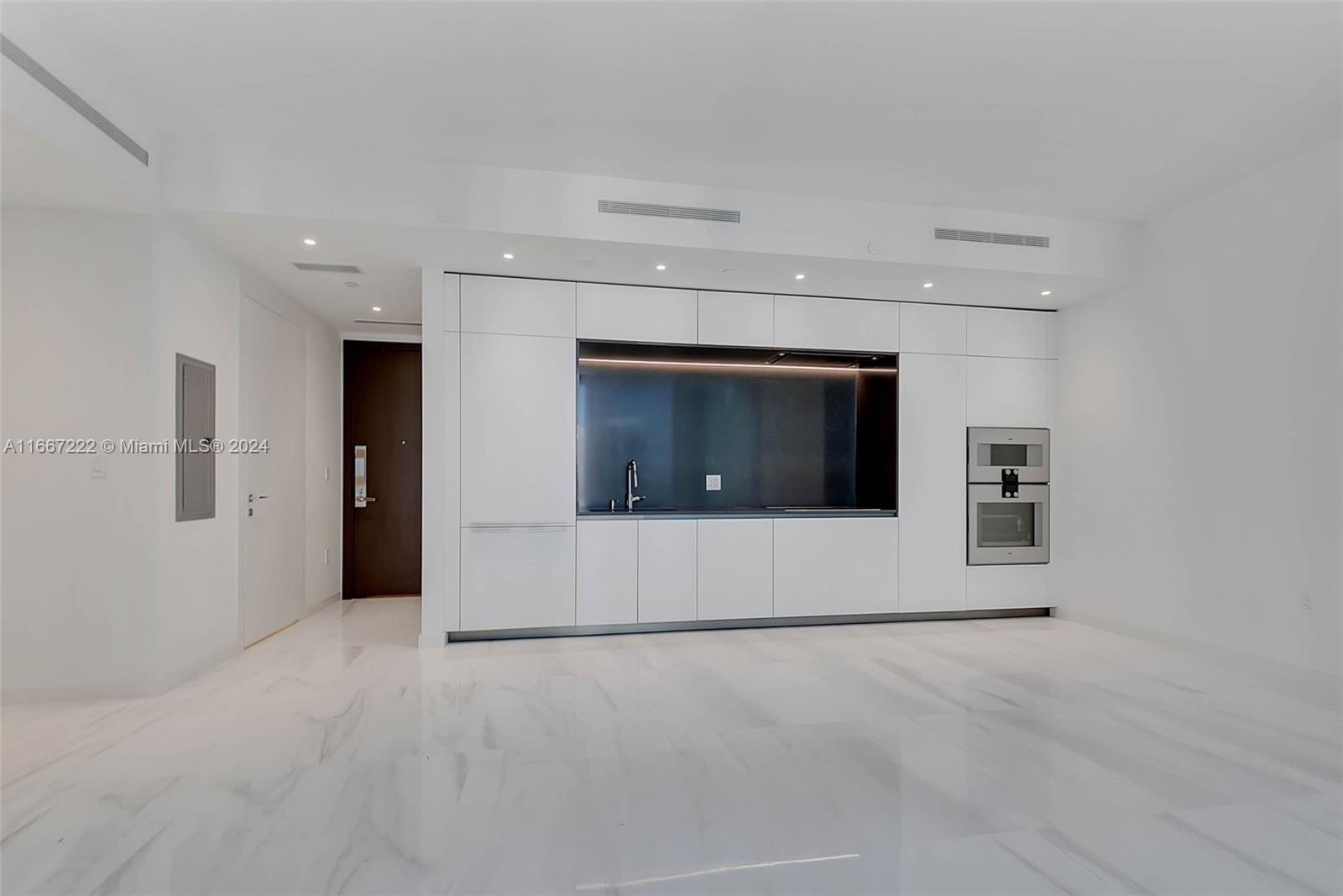 300 Biscayne Blvd Way #3008, Miami, Florida image 8