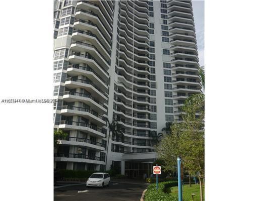 3530 Mystic Pointe Dr #308, Aventura FL 33180