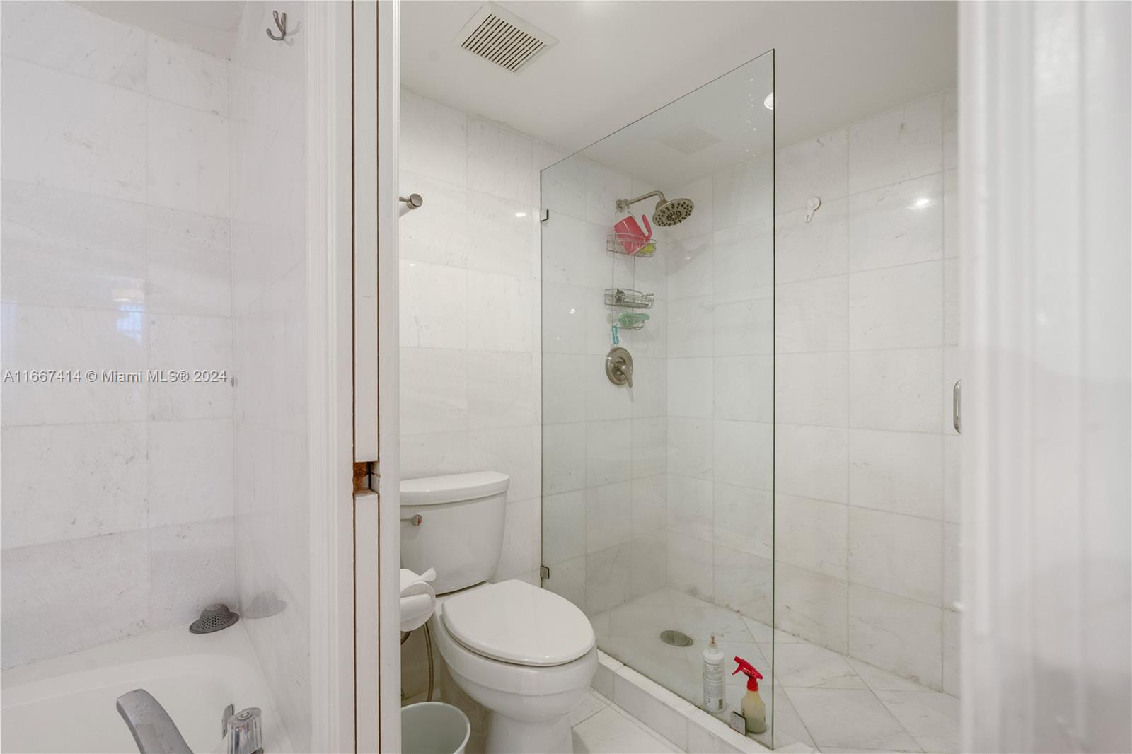 3530 Mystic Pointe Dr #308, Aventura FL 33180