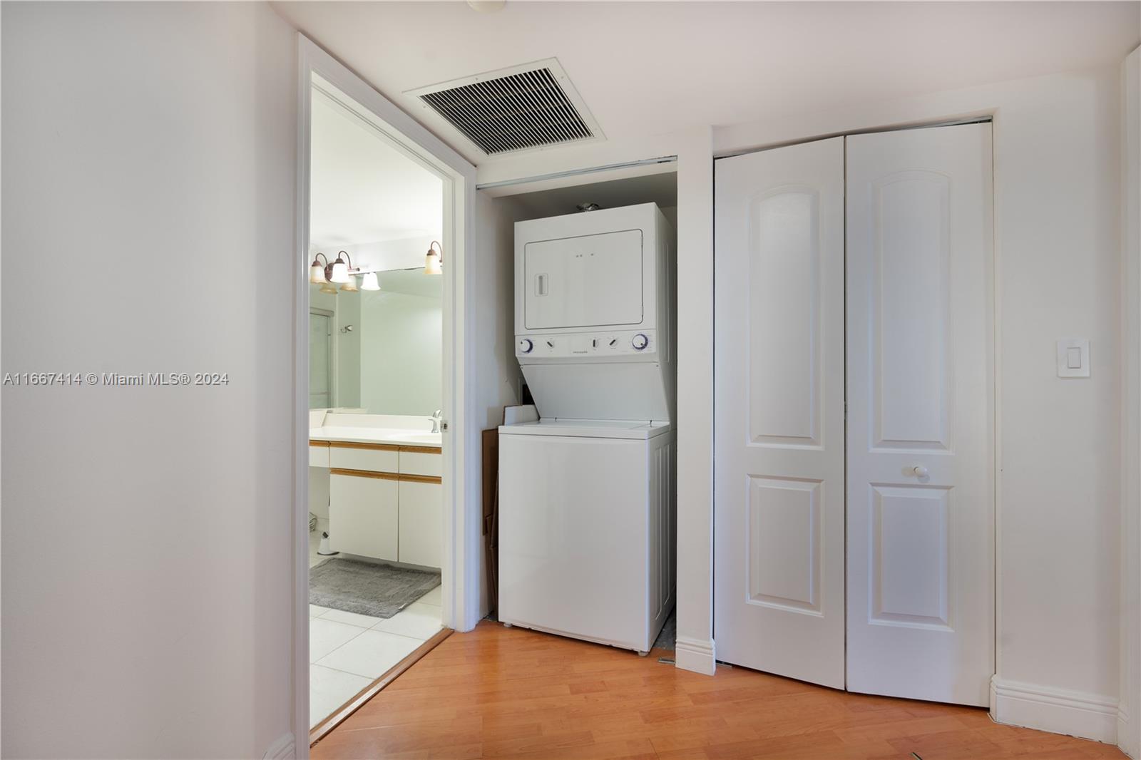 3530 Mystic Pointe Dr #308, Aventura FL 33180