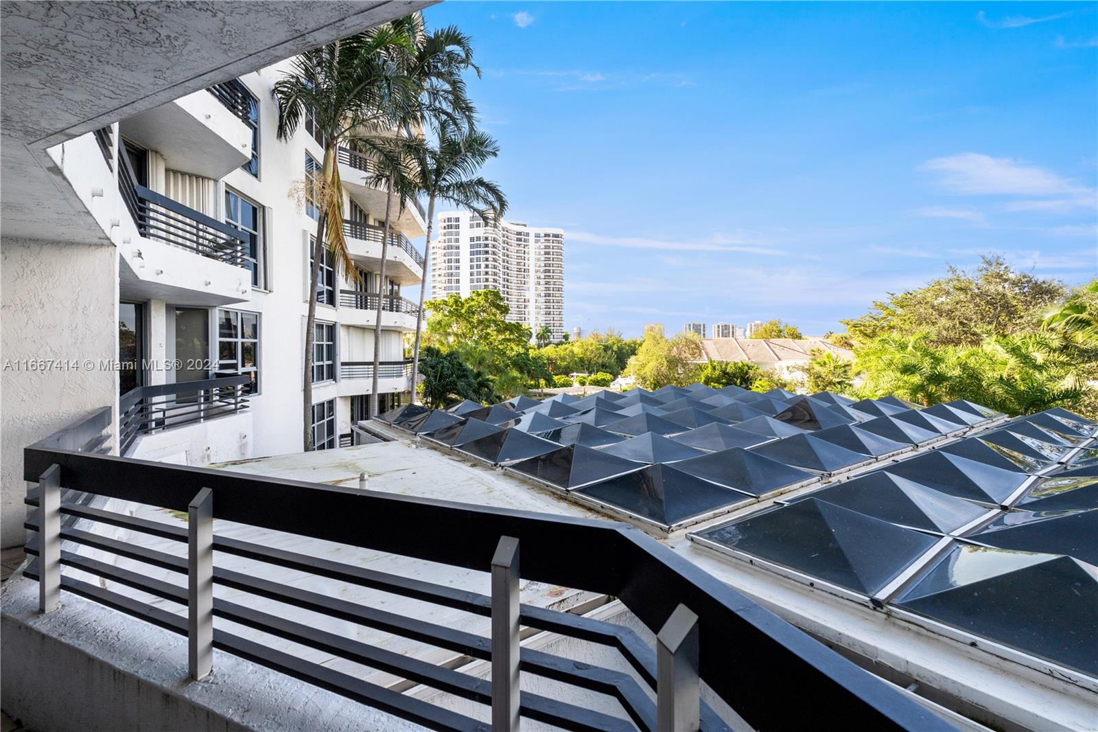 3530 Mystic Pointe Dr #308, Aventura FL 33180
