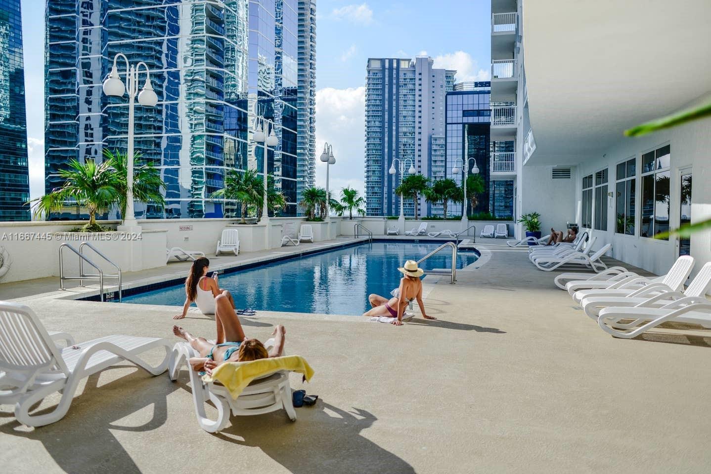 1200 Brickell Bay Dr #2017, Miami, Florida image 40