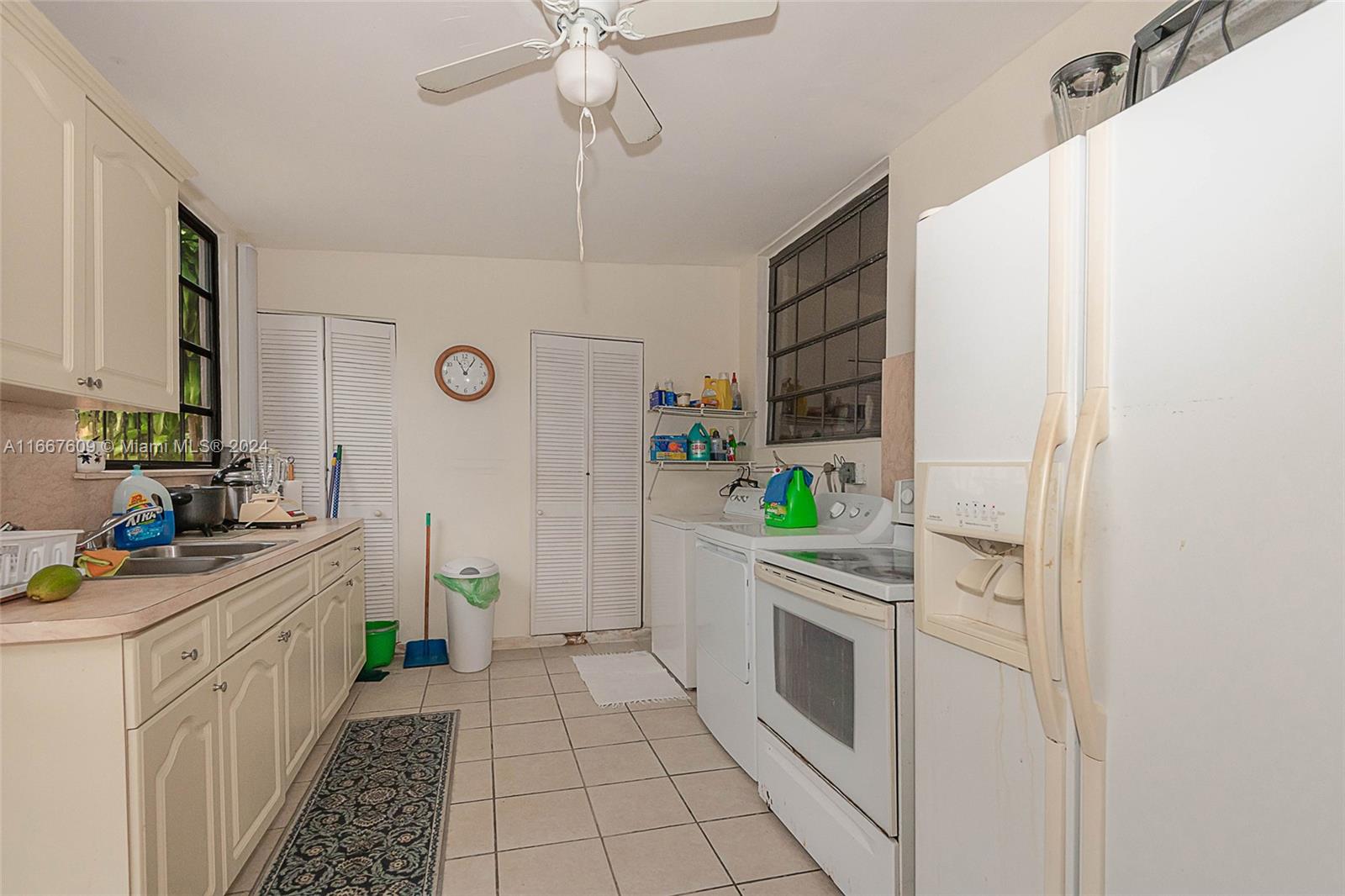 75 E 57th St, Hialeah, Florida image 12