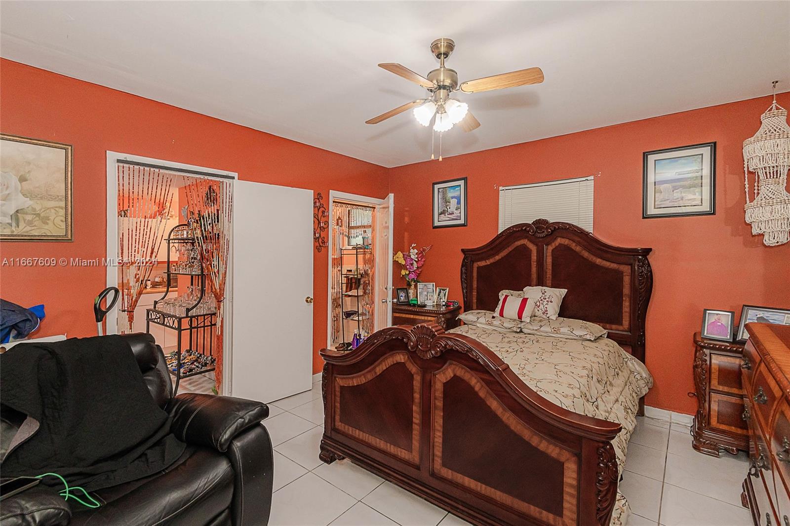 75 E 57th St, Hialeah, Florida image 15