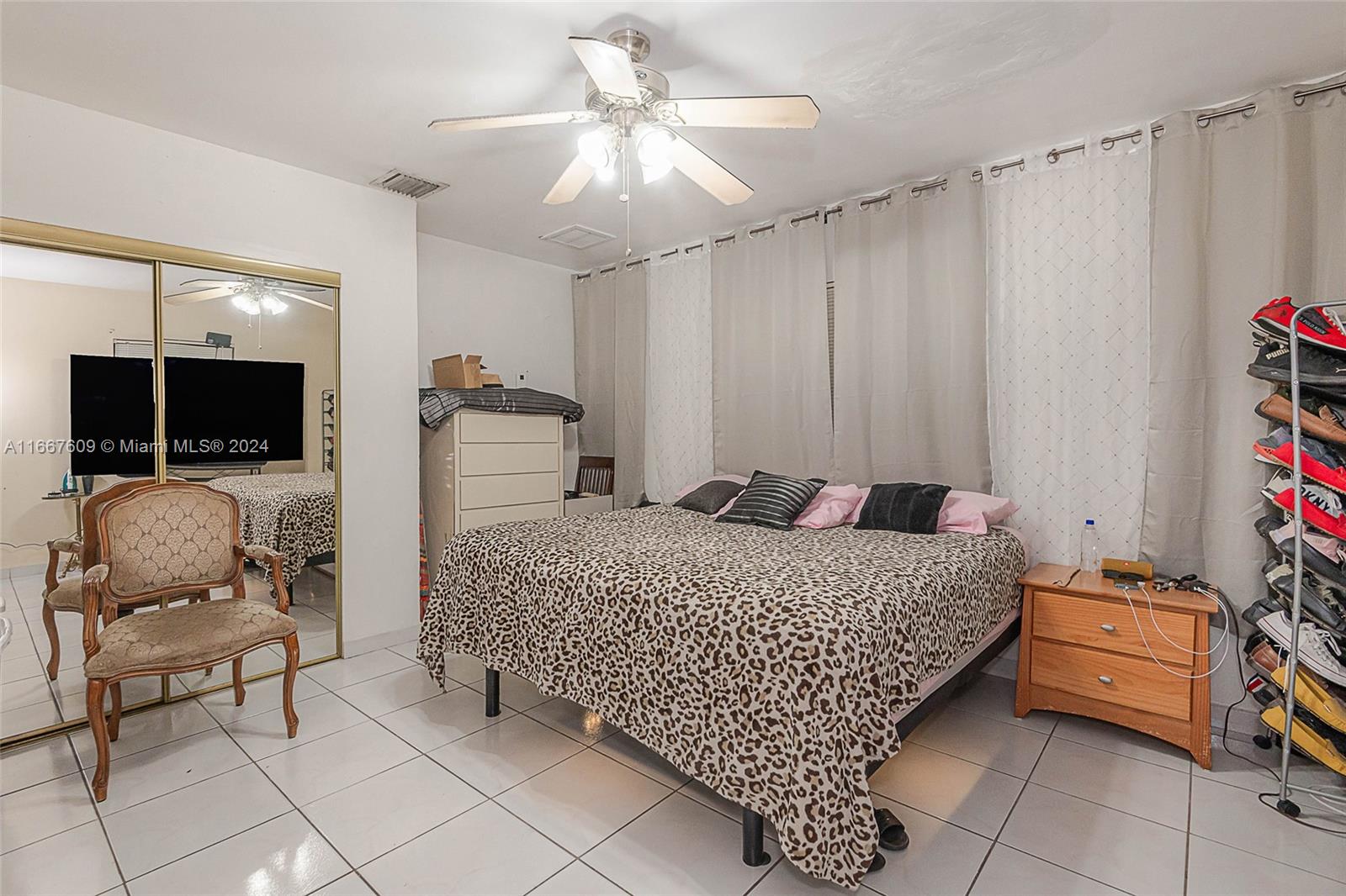 75 E 57th St, Hialeah, Florida image 18