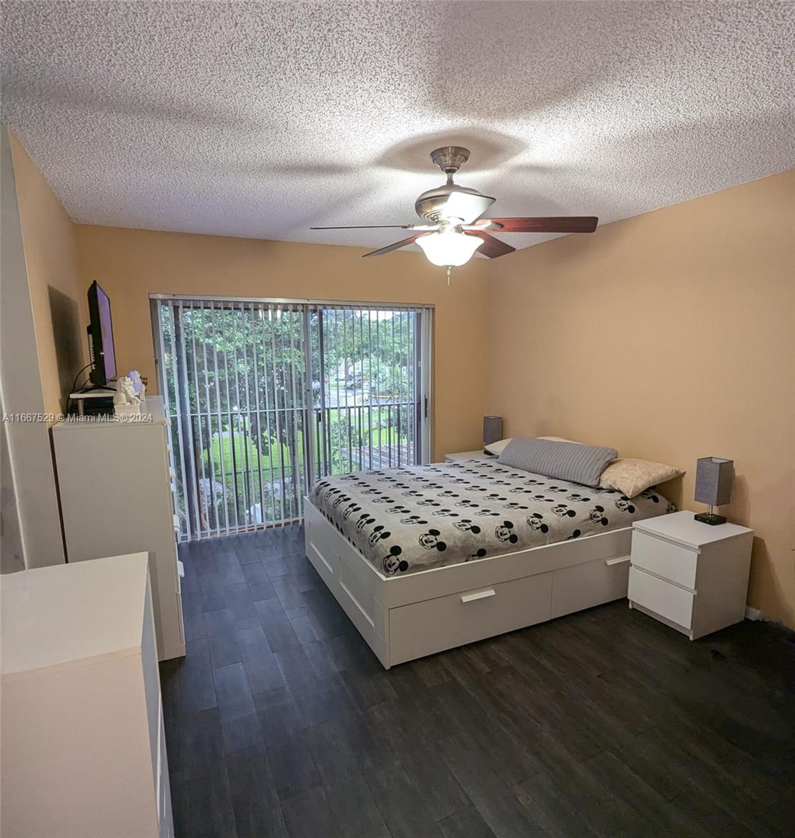 2405 NW 97th Ter #2405, Pembroke Pines, Florida image 16