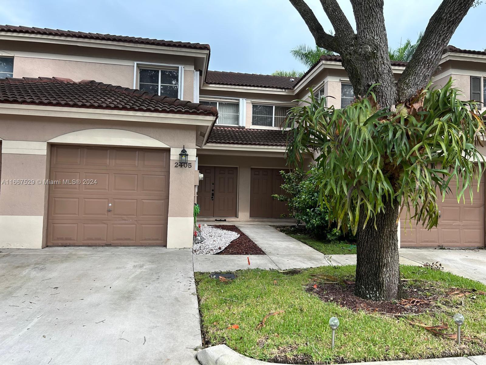 2405 NW 97th Ter #2405, Pembroke Pines, Florida image 4