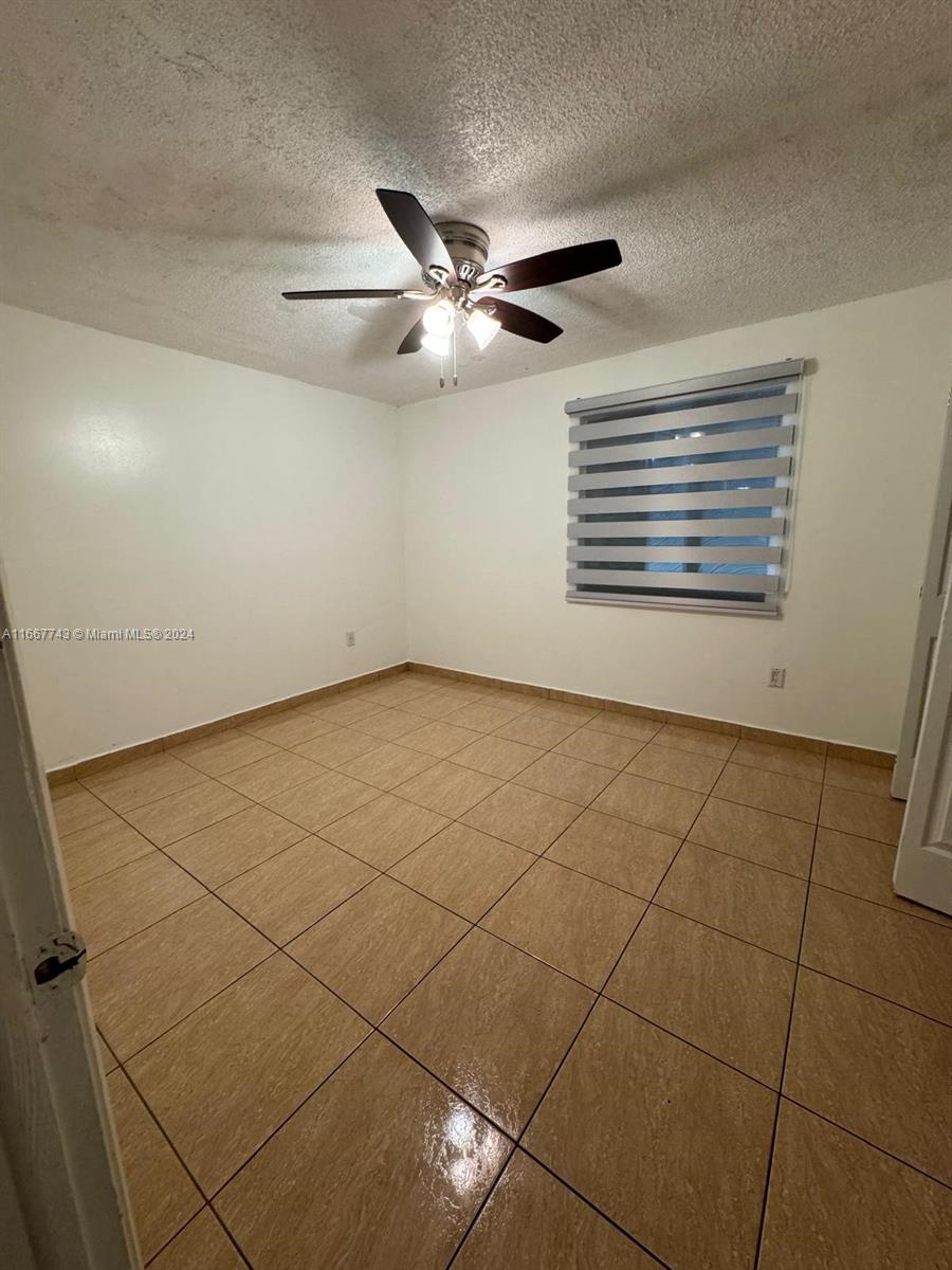 2178 W 60th St #18203, Hialeah, Florida image 25