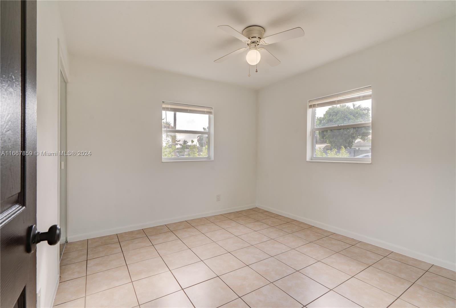 6130 NE 3rd Ter, Oakland Park, Florida image 11