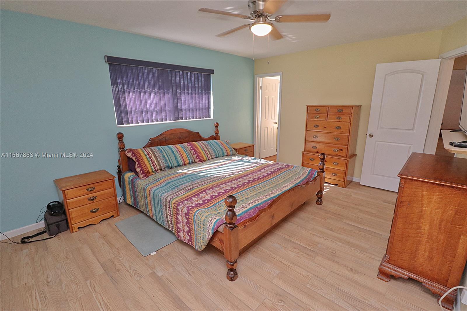 Listing Photo 14