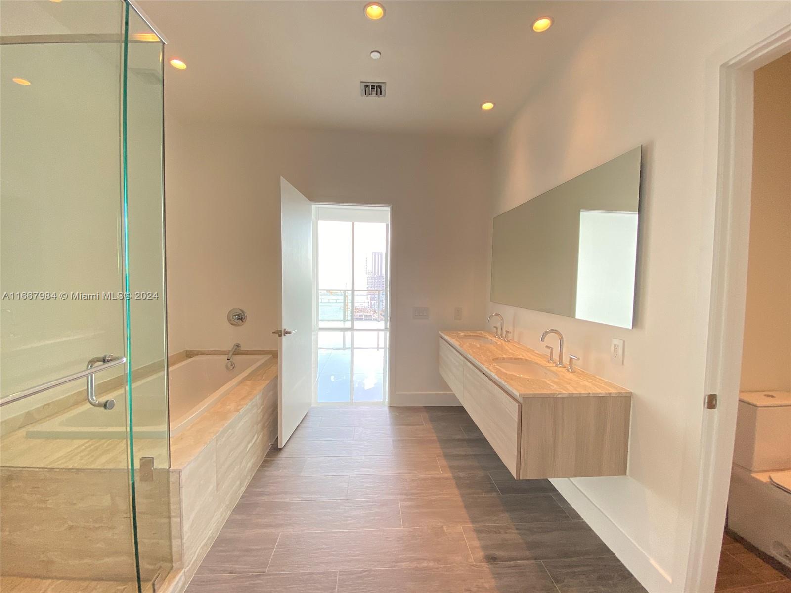 2900 NE 7th Ave #LPH-4508, Miami FL 33137