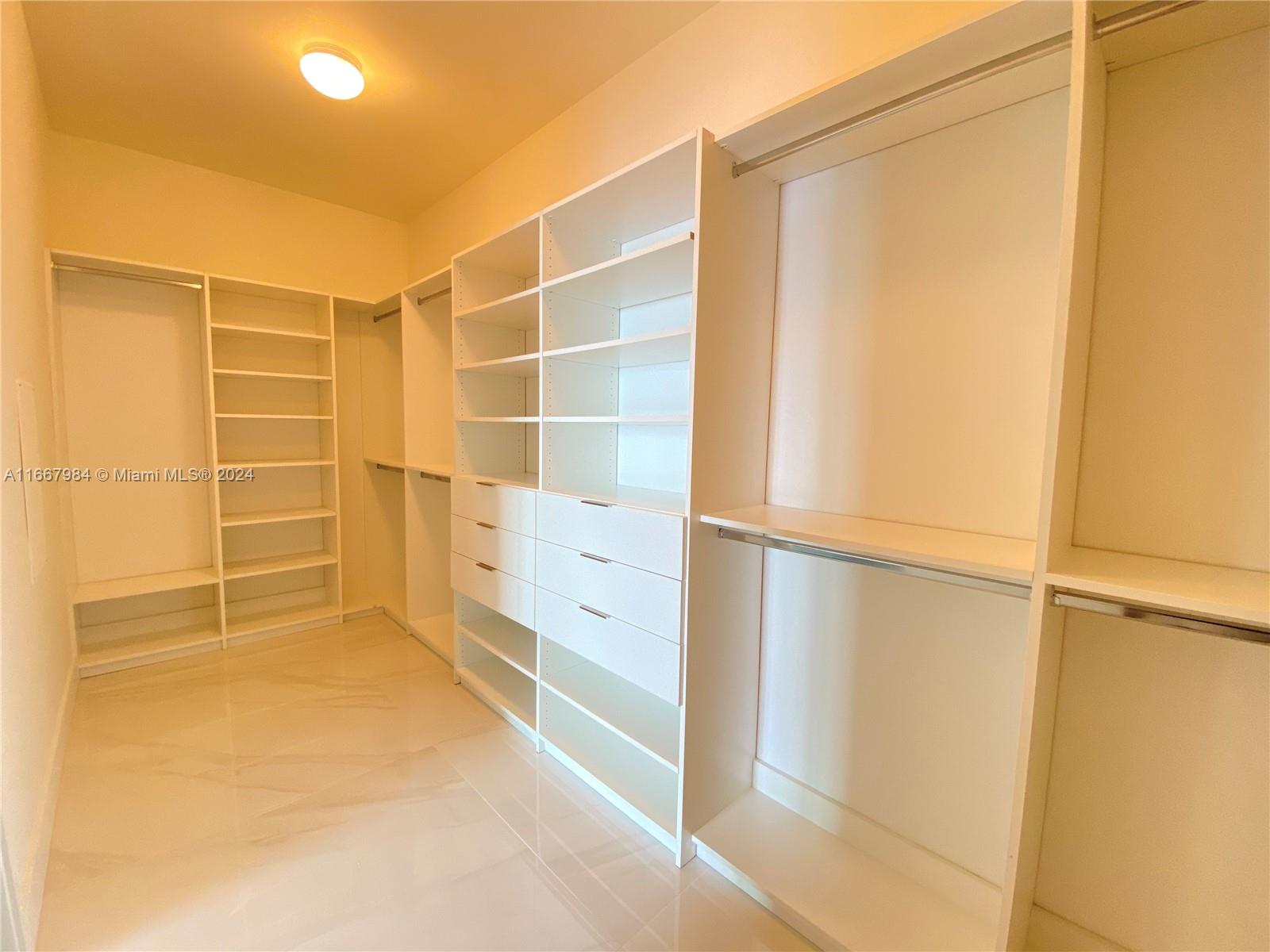 2900 NE 7th Ave #LPH-4508, Miami FL 33137