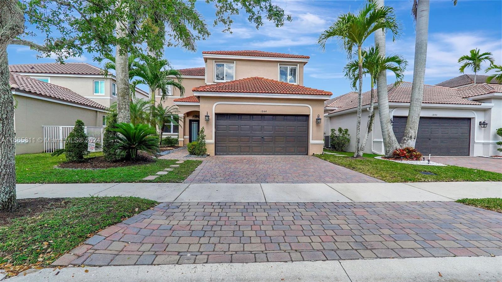 1844 Aspen Ln, Weston, Florida image 1