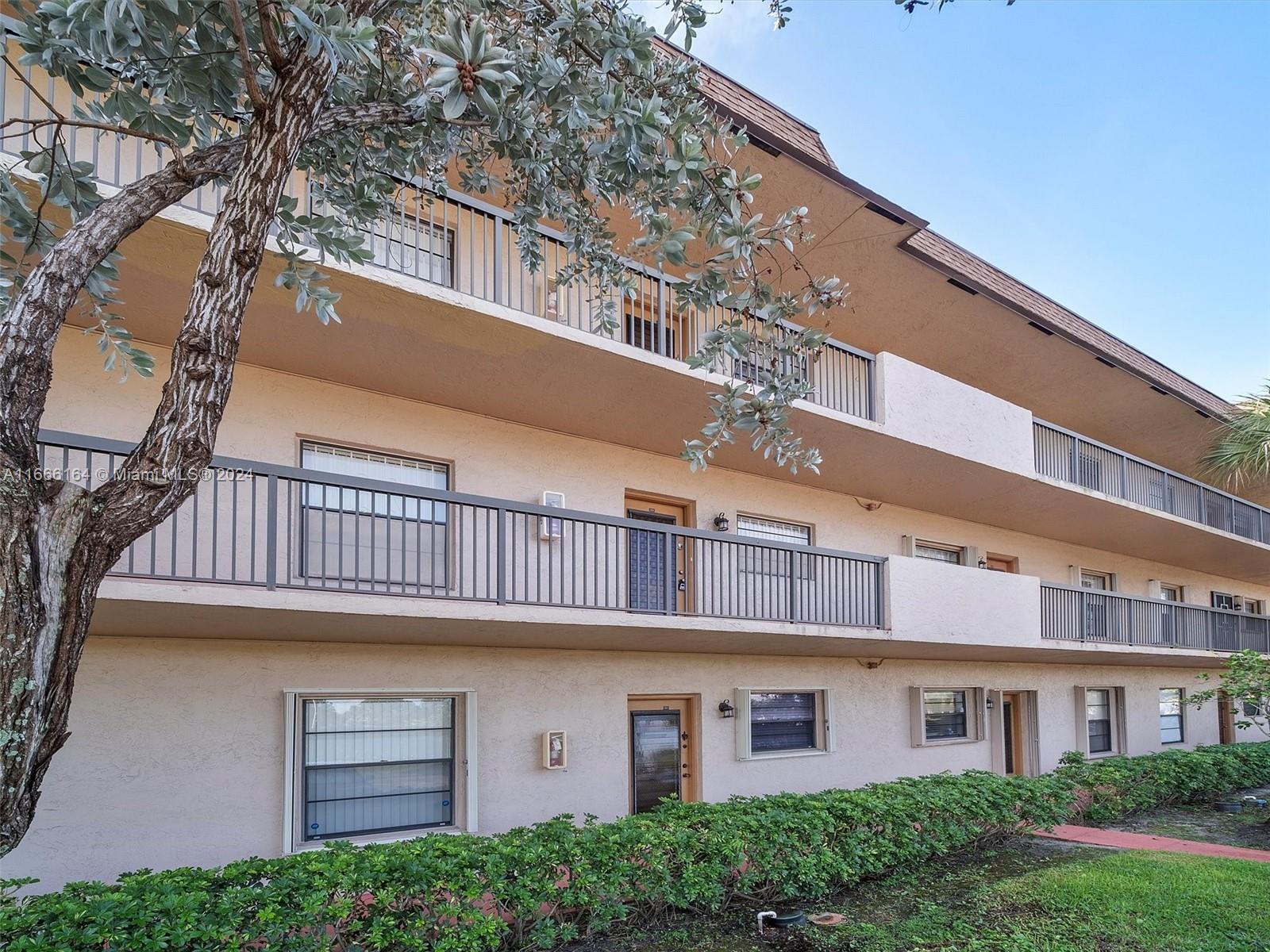 6090 N Sabal Palm Blvd #204, Tamarac, Florida image 2