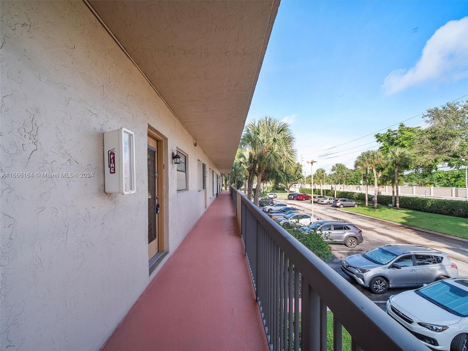 6090 N Sabal Palm Blvd #204, Tamarac, Florida image 3